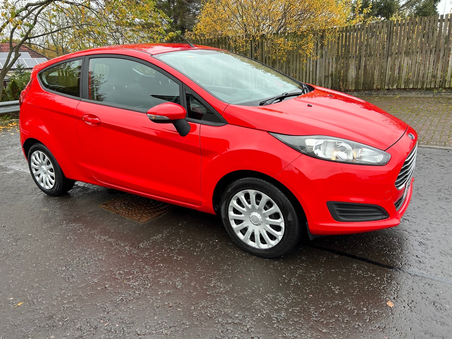Used Ford Fiesta 2014 for sale - 76488739: Photo 2