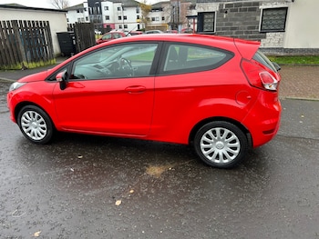 Used Ford Fiesta 2014 for sale - 76488739: Photo