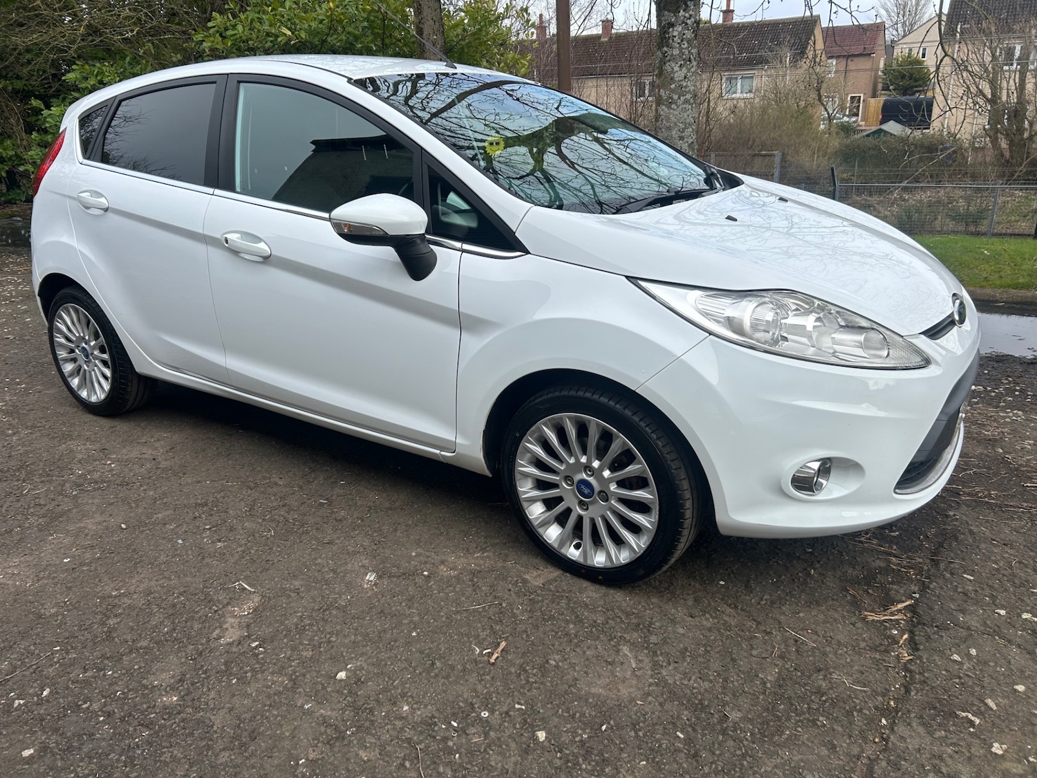 Used Ford Fiesta 2011 for sale - 78040570: Photo 2