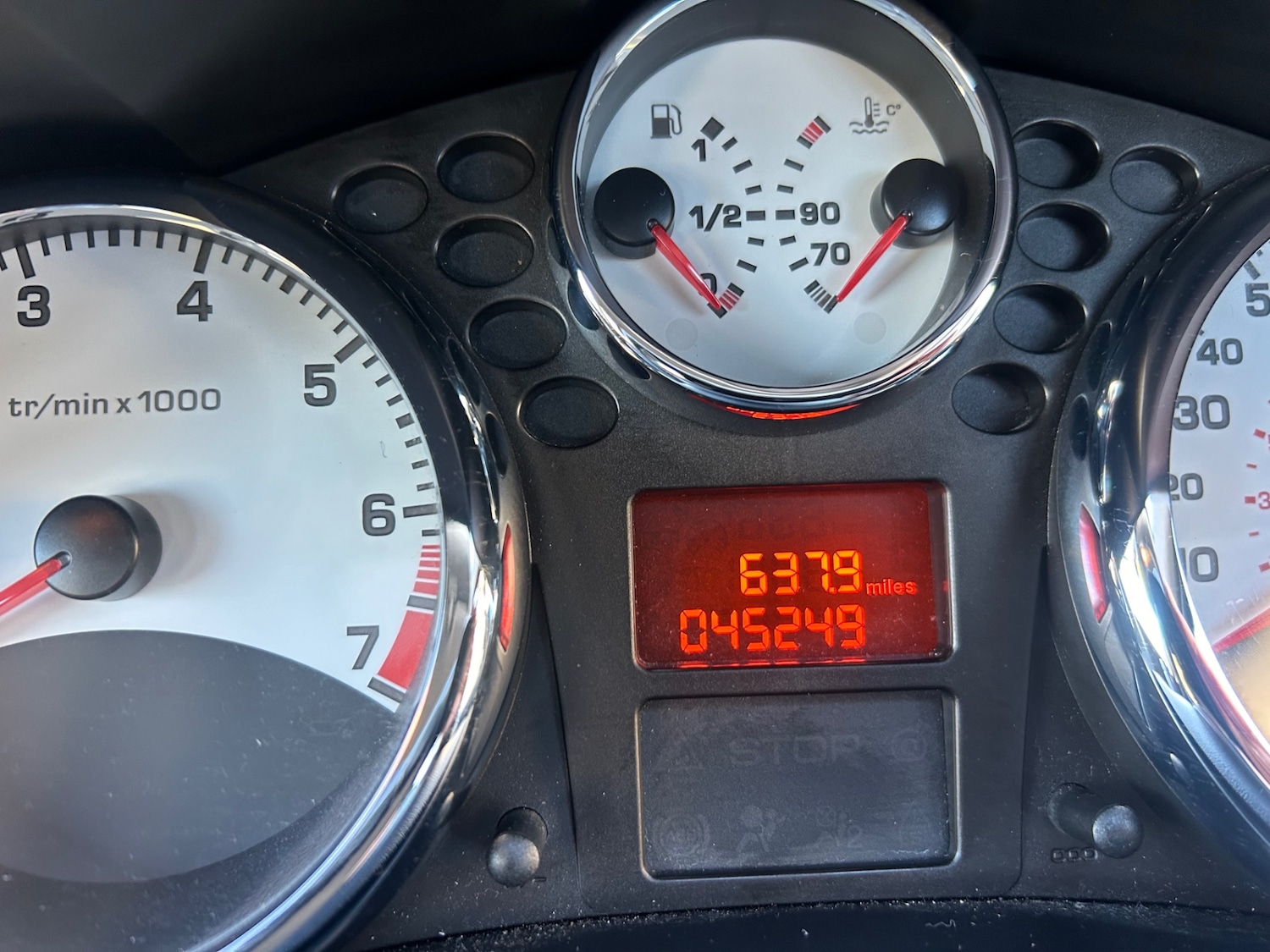 Used Peugeot 207 2011 for sale - 77180672: Photo 12