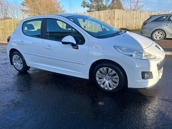 Used Peugeot 207 2011 for sale - 77180672: Photo