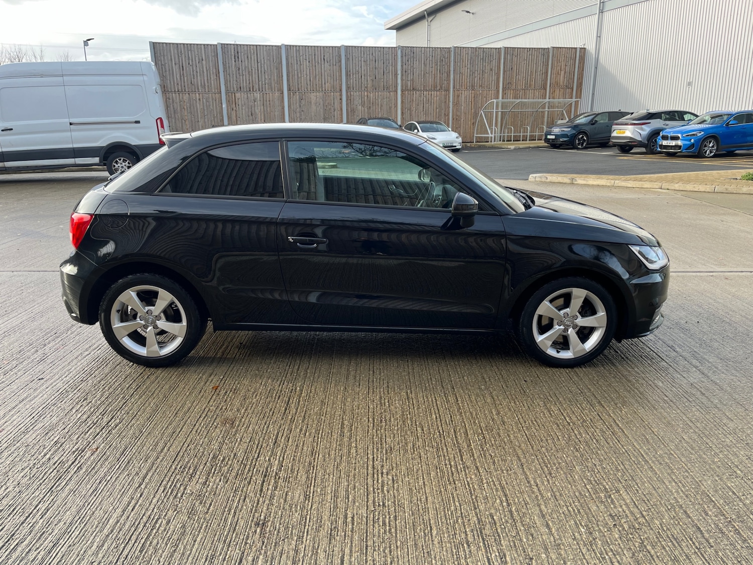 Used Audi A1 2017 for sale - 76859273: Photo 6