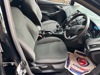 Used Ford Focus 2016 for sale - 75630010: Photo