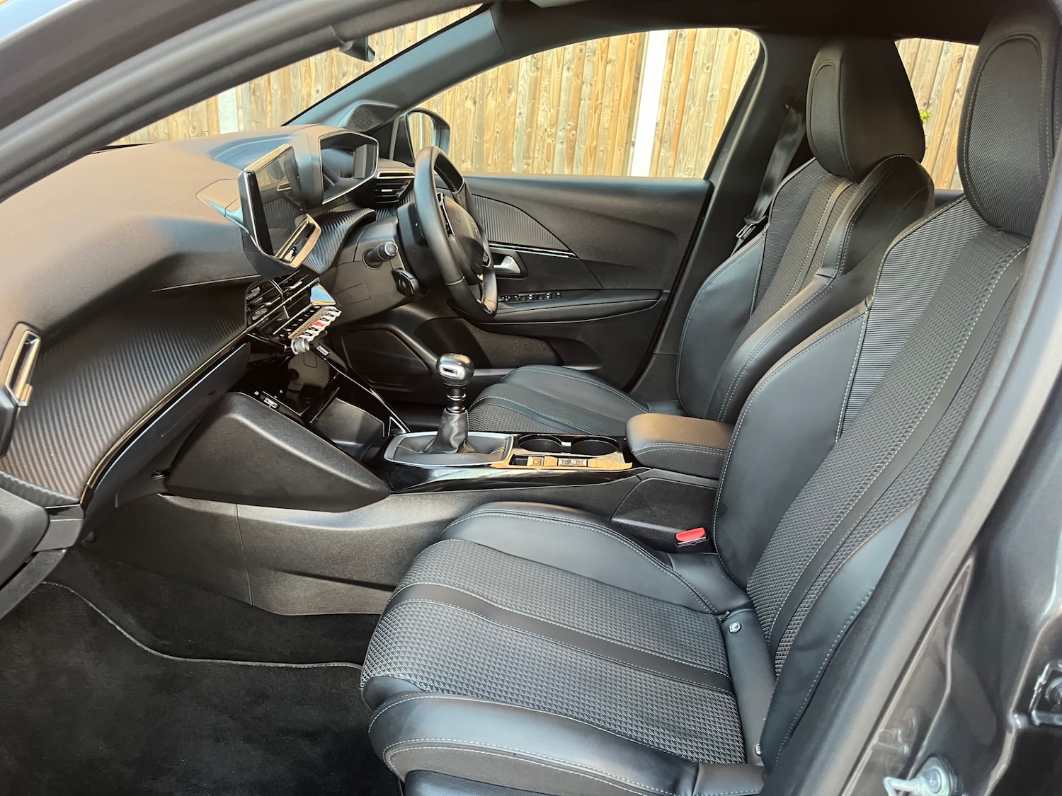Used Peugeot 208 2021 for sale - 76378887: Photo 9