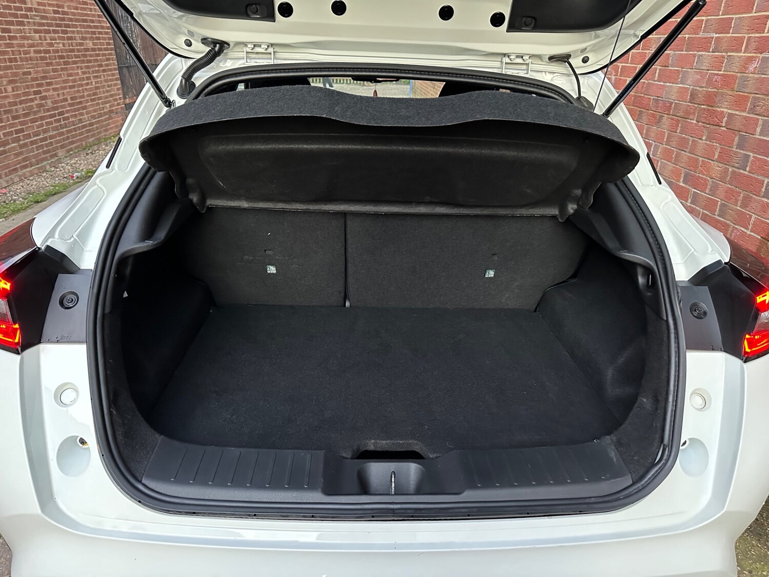 Used Nissan Juke 2021 for sale - 76305846: Photo 16