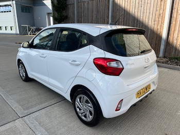 Used Hyundai i10 2022 for sale - 79091887: Photo