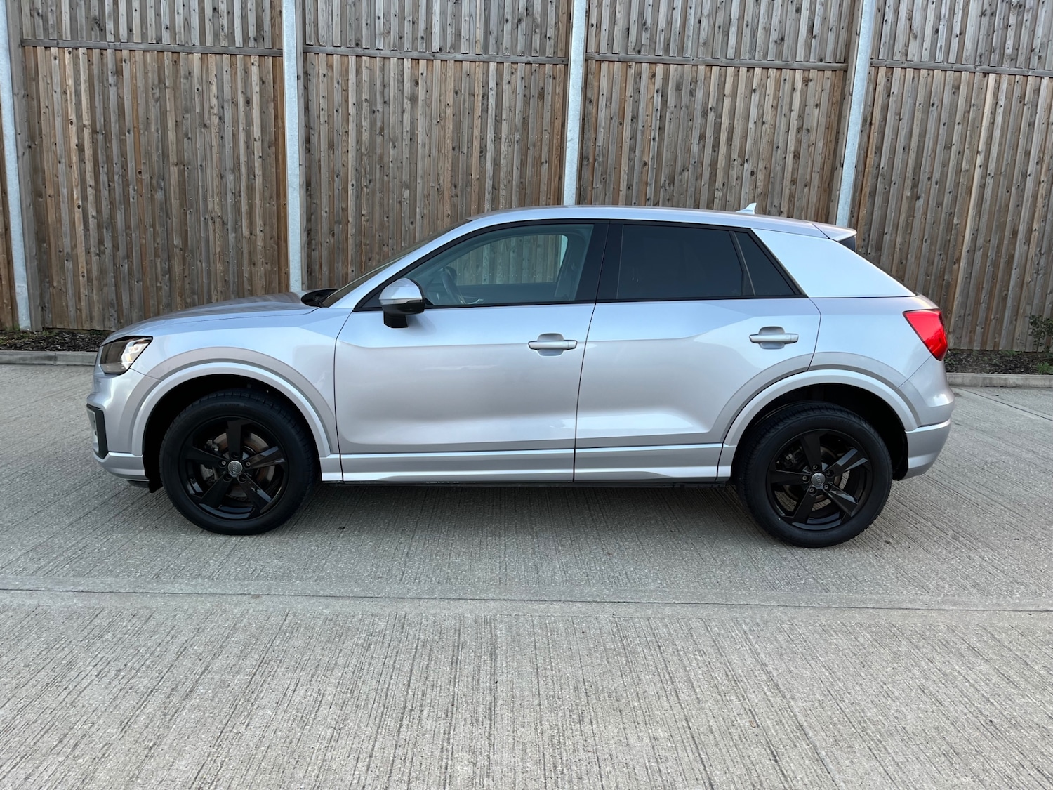 Used Audi Q2 2018 for sale - 76598396: Photo 2