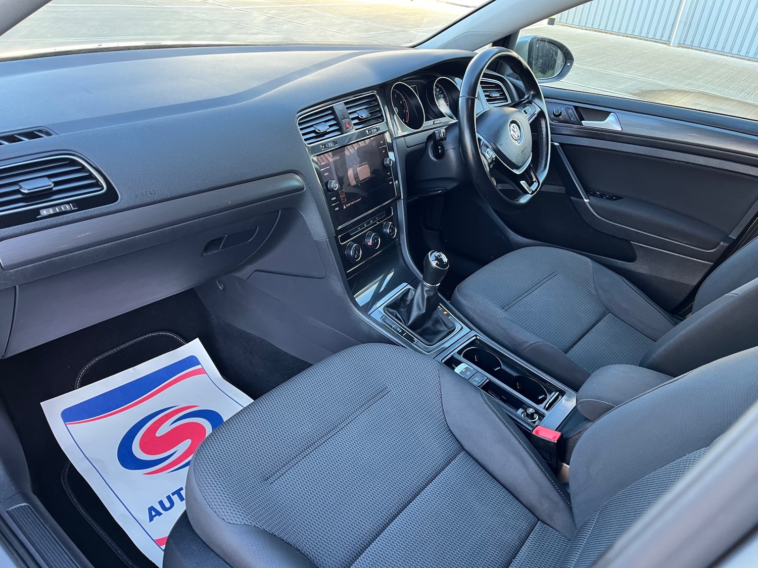 Used Volkswagen Golf 2019 for sale - 76757926: Photo 11