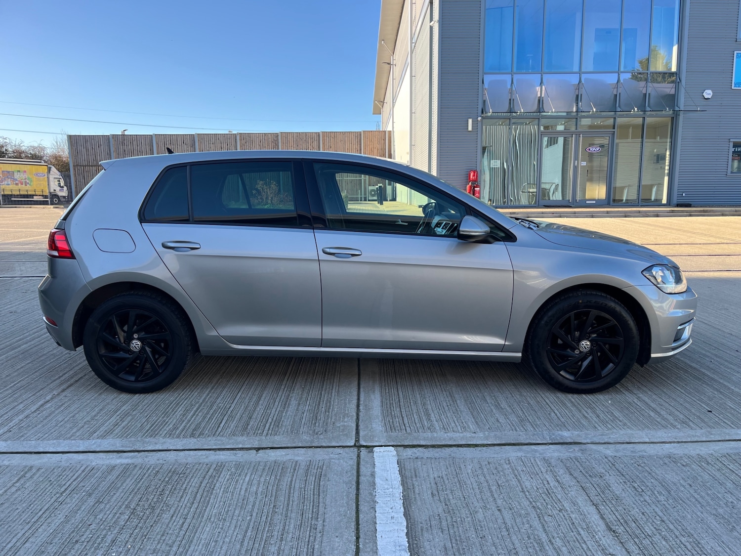 Used Volkswagen Golf 2019 for sale - 76757926: Photo 6