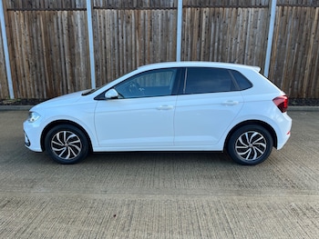 Used Volkswagen Polo 2023 for sale - 77160667: Photo