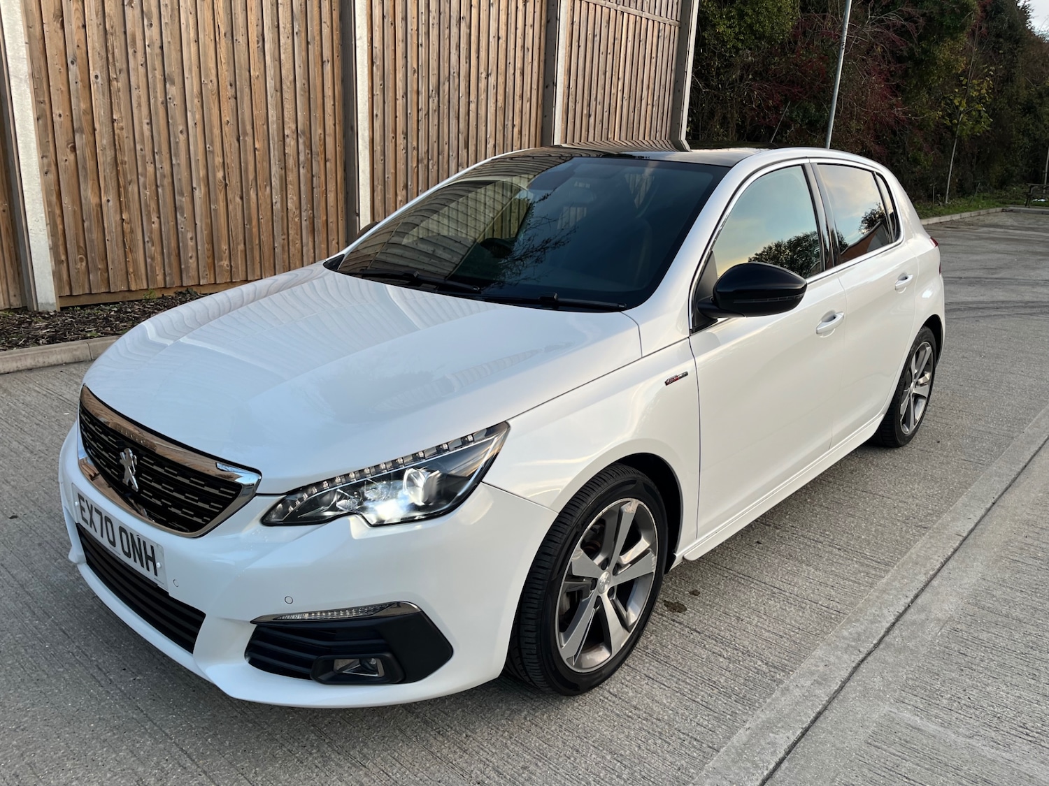 Used Peugeot 308 2020 for sale - 76710039: Photo 2