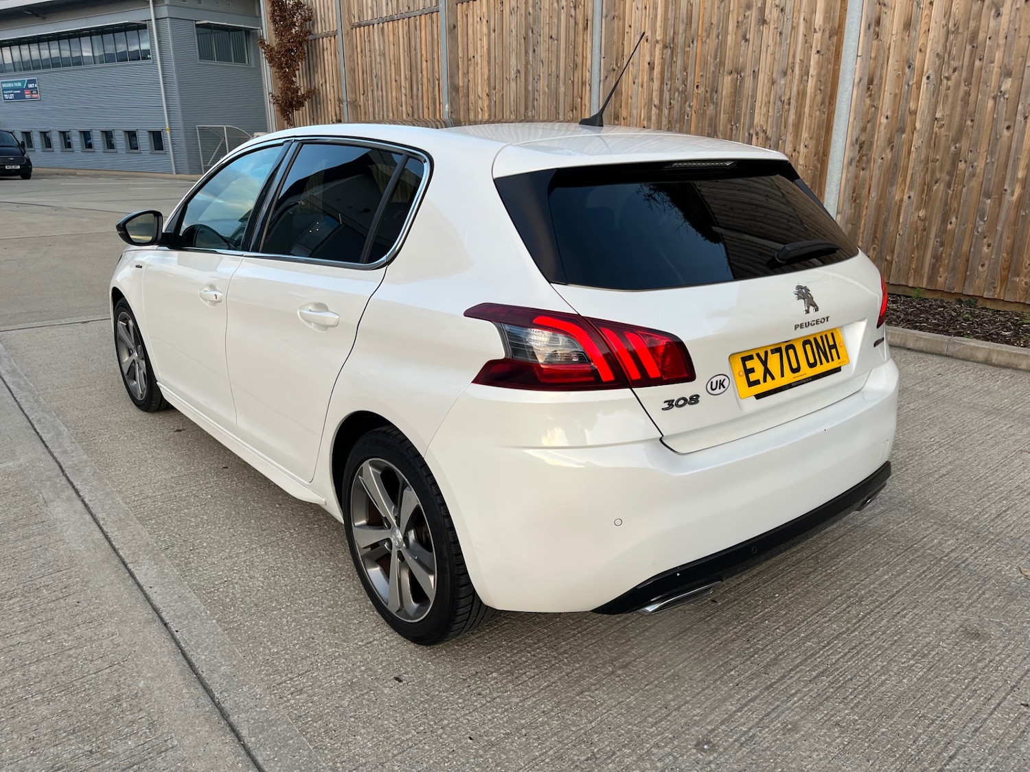 Used Peugeot 308 2020 for sale - 76710039: Photo 4