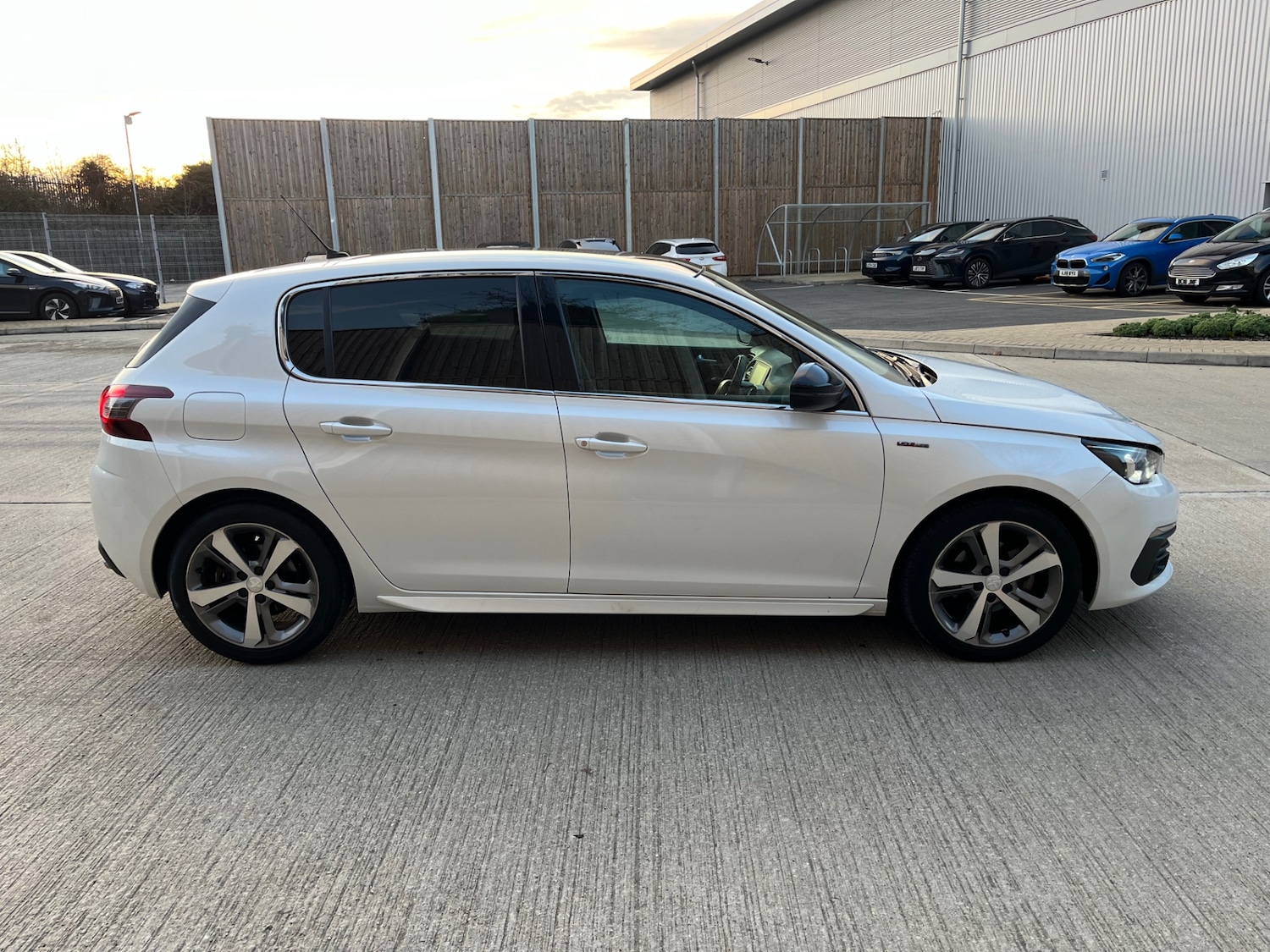 Used Peugeot 308 2020 for sale - 76710039: Photo 7
