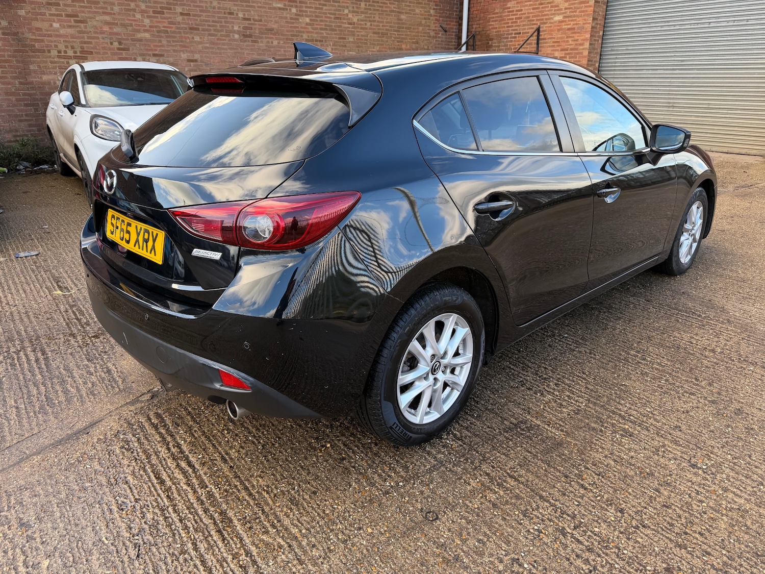 Used Mazda Mazda3 2015 for sale - 76791236: Photo 3