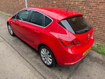 Used Vauxhall Astra 2014 for sale - 76518930: Photo