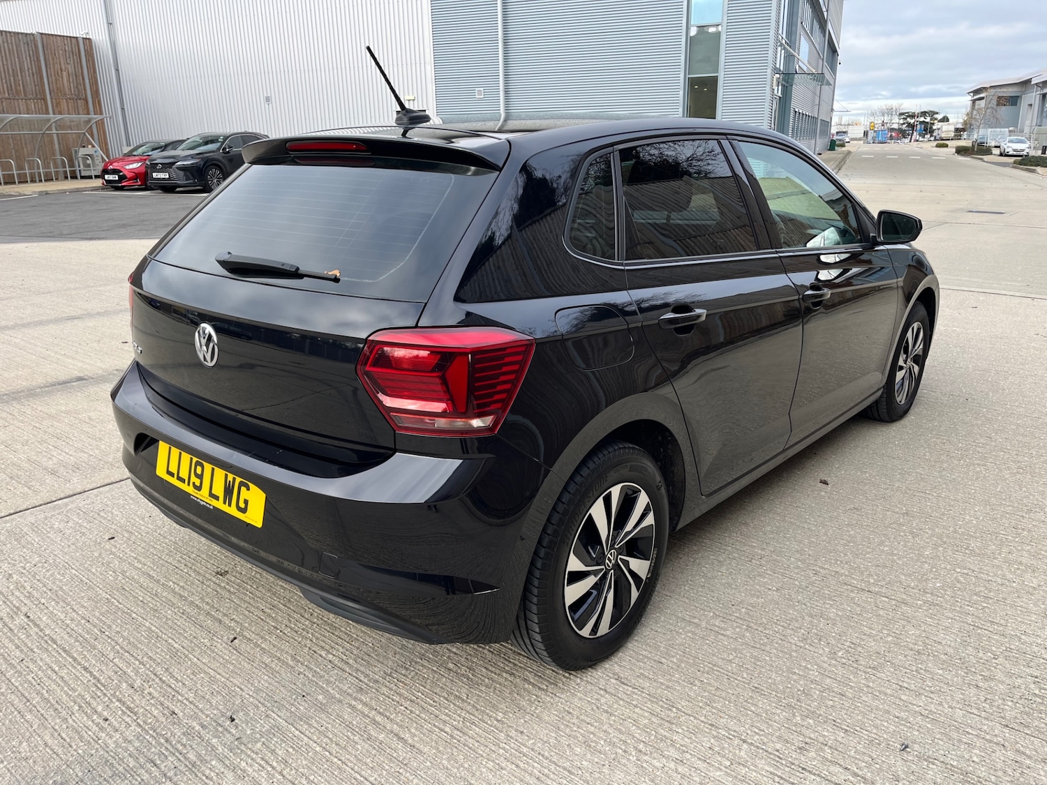 Used Volkswagen Polo 2019 for sale - 76626624: Photo 6