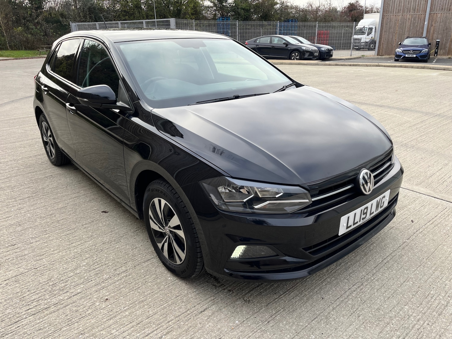 Used Volkswagen Polo 2019 for sale - 76626624: Photo 9