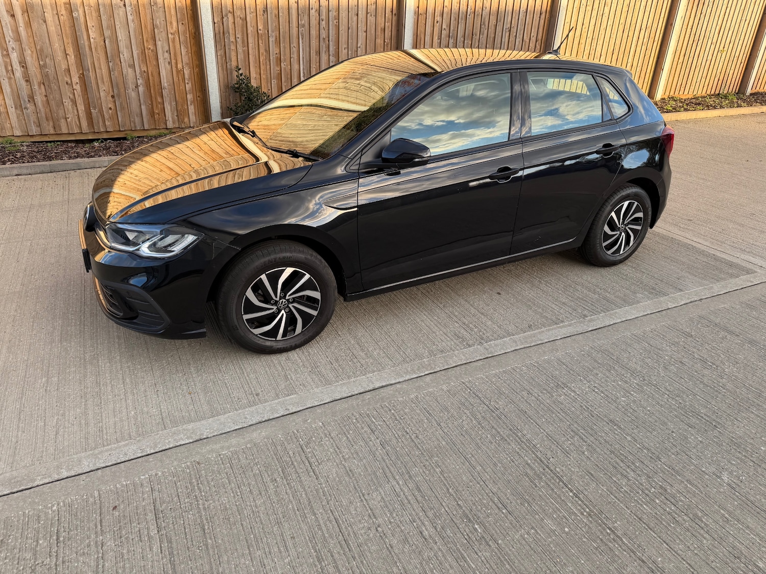 Used Volkswagen Polo 2024 for sale - 76519295: Photo 8