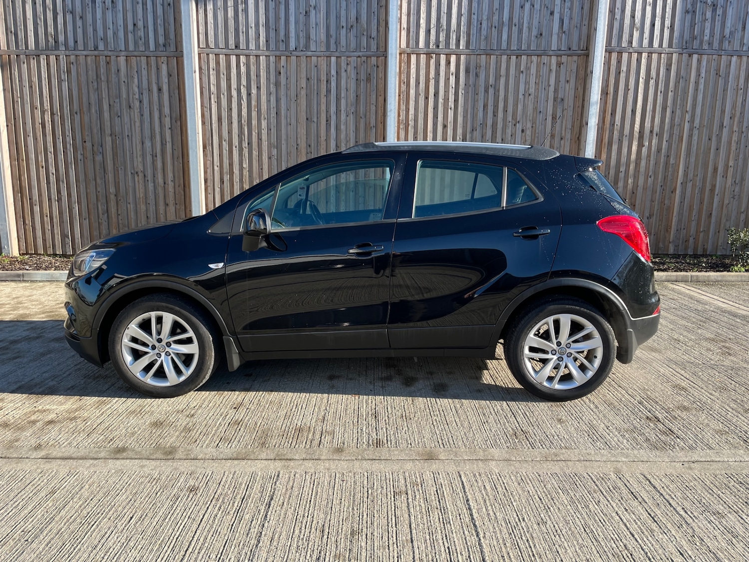 Used Vauxhall Mokka X 2018 for sale - 76655830: Photo 2