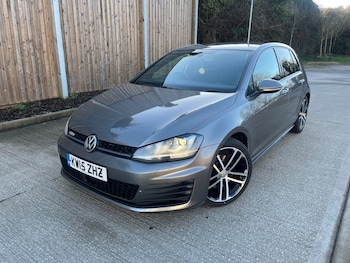 Used Volkswagen Golf 2015 for sale - 77562425: Photo