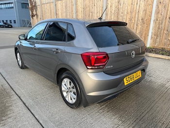 Used Volkswagen Polo 2018 for sale - 77516522: Photo