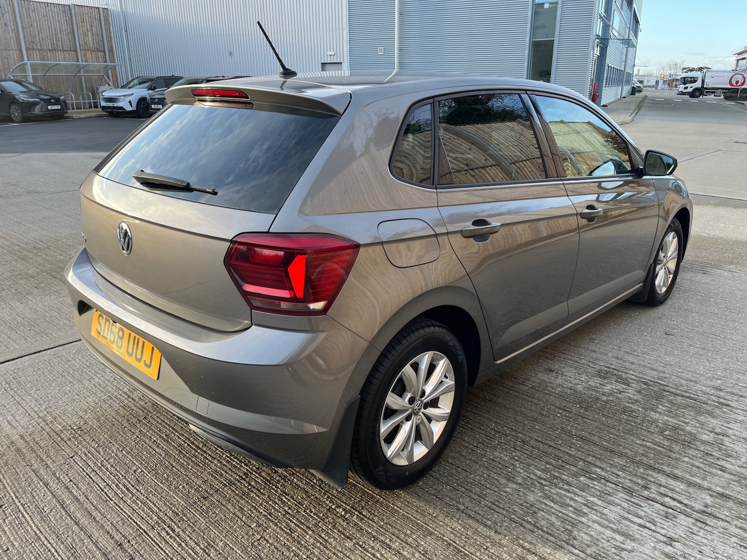 Used Volkswagen Polo 2018 for sale - 77516522: Photo 5