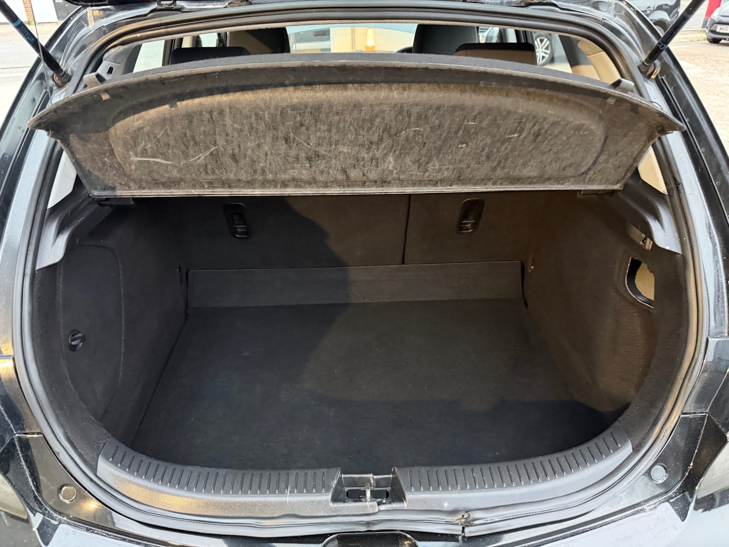 Used Mazda Mazda3 2008 for sale - 76140957: Photo 12