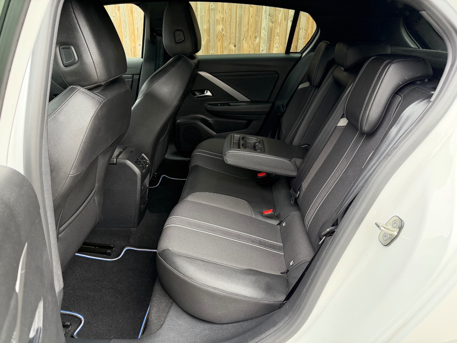 Used Vauxhall Astra 2023 for sale - 76275253: Photo 16