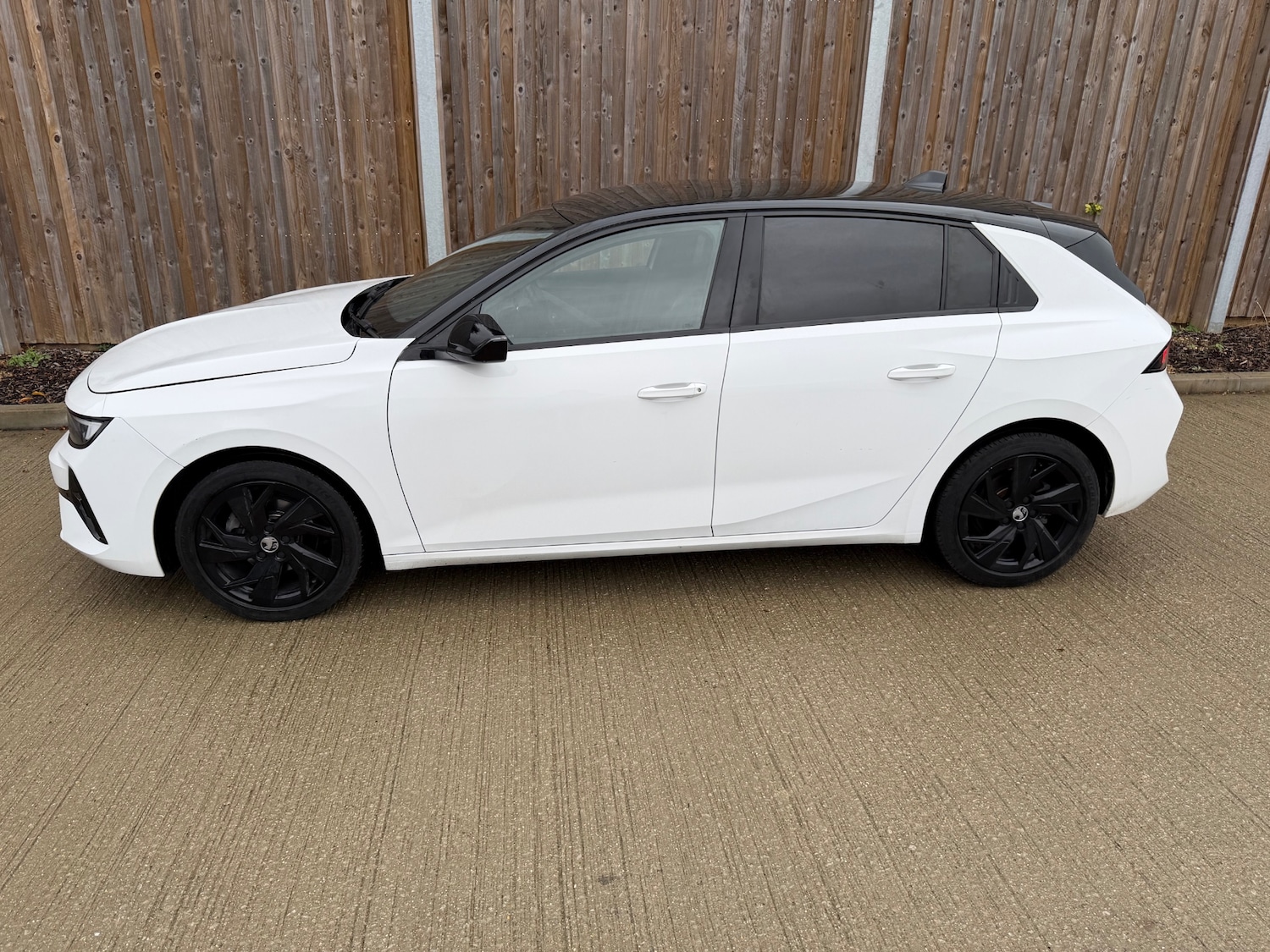 Used Vauxhall Astra 2023 for sale - 76275253: Photo 18