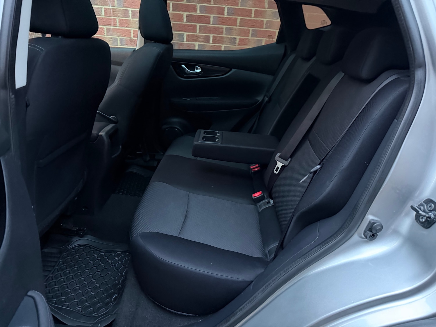 Used Nissan Qashqai 2016 for sale - 76837493: Photo 16