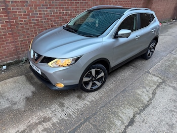 Nissan - Qashqai