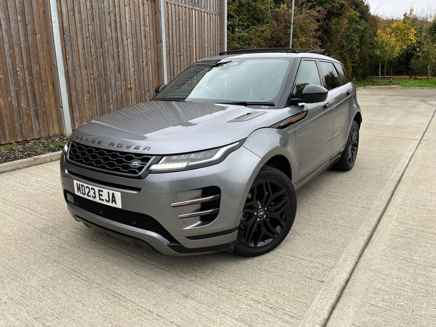 Used Land Rover Range Rover Evoque 2023 for sale - 76390470: Photo 1