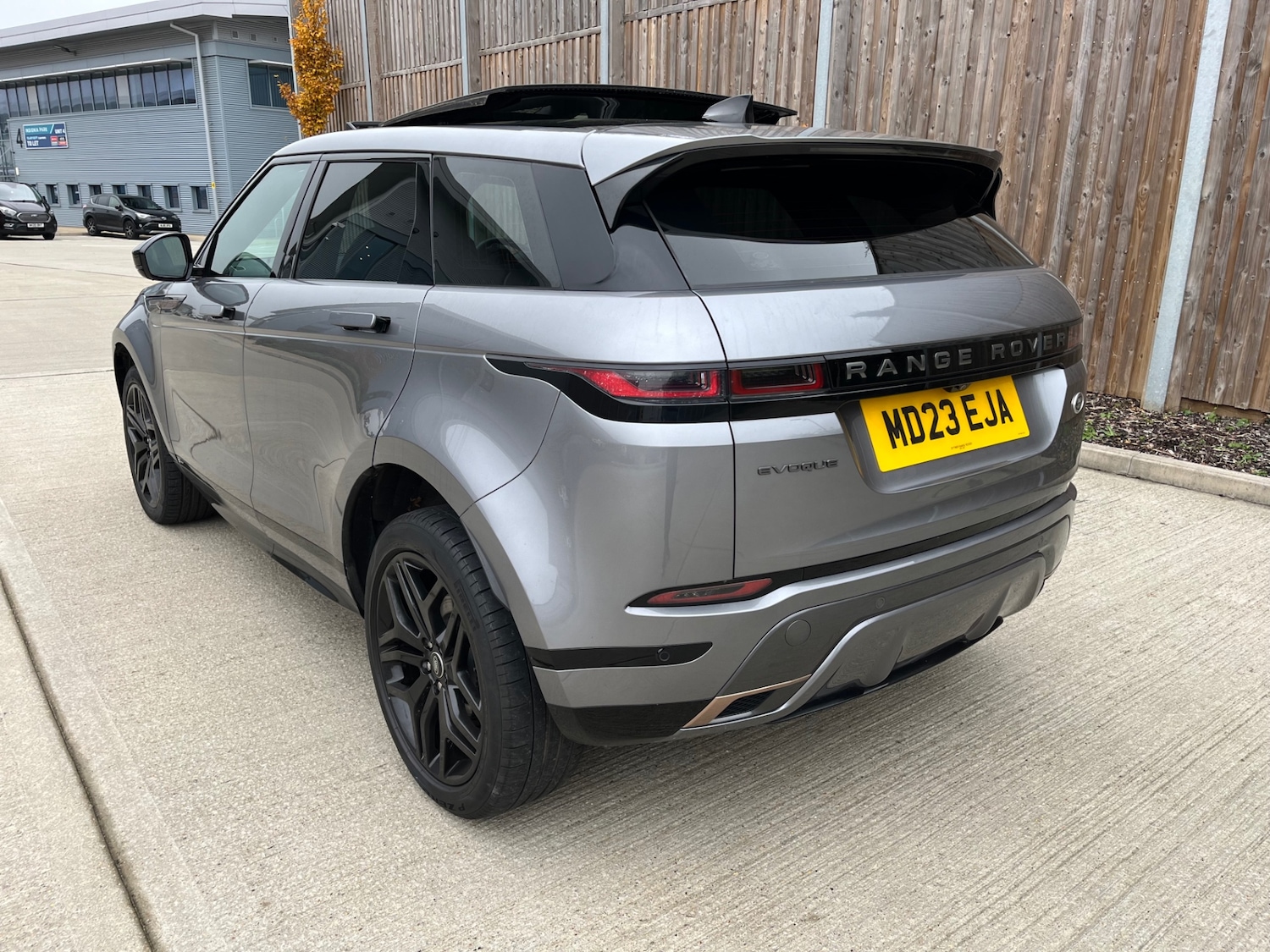 Used Land Rover Range Rover Evoque 2023 for sale - 76390470: Photo 3