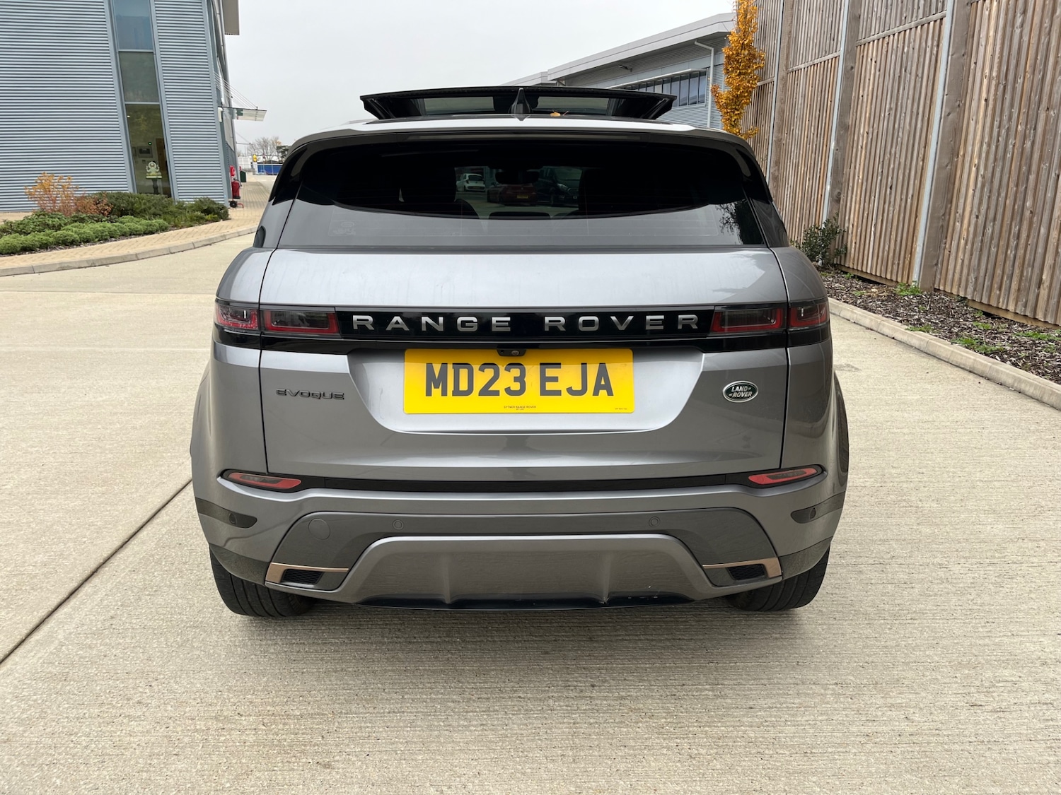 Used Land Rover Range Rover Evoque 2023 for sale - 76390470: Photo 4