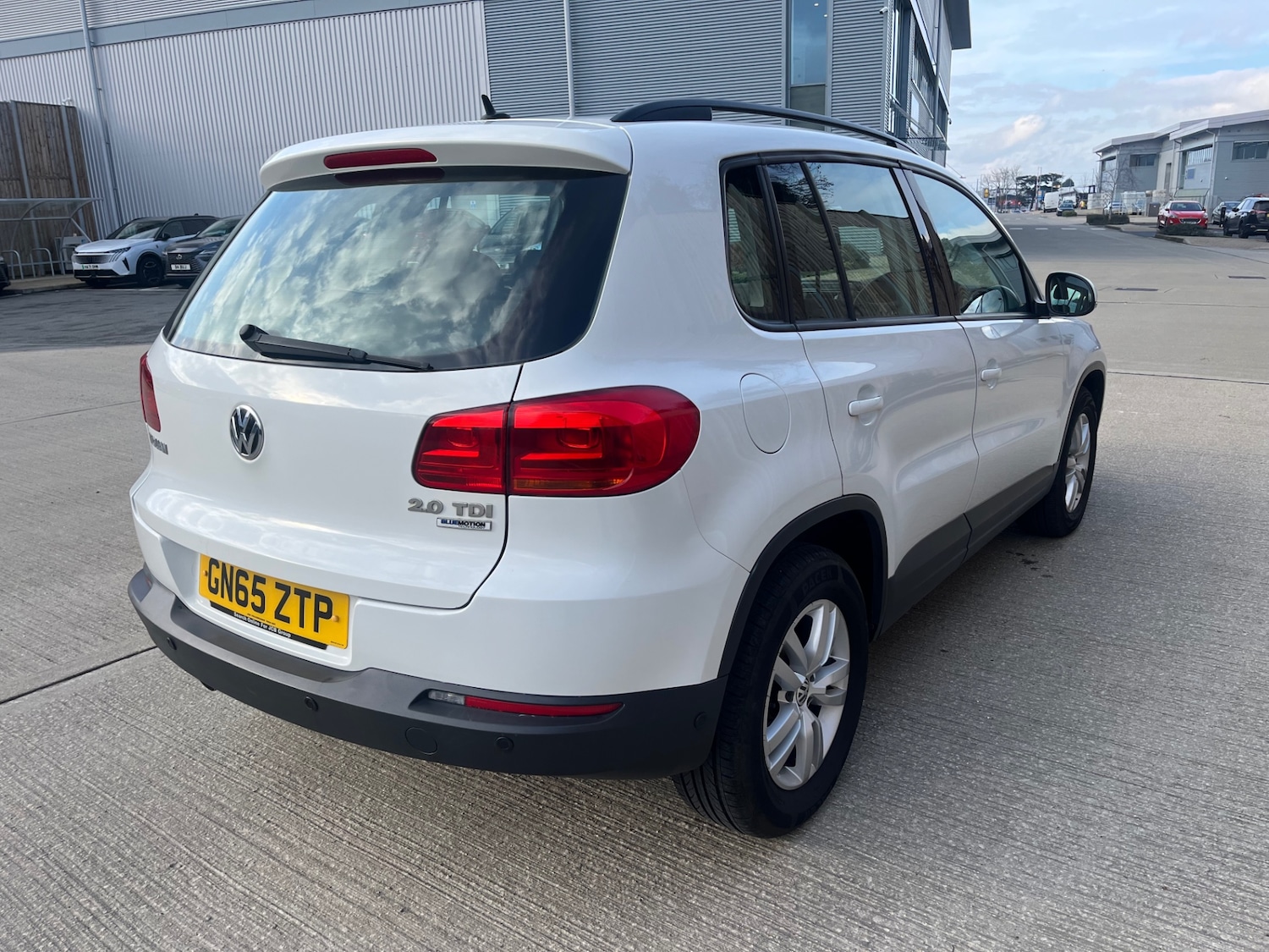 Used Volkswagen Tiguan 2015 for sale - 77495029: Photo 5