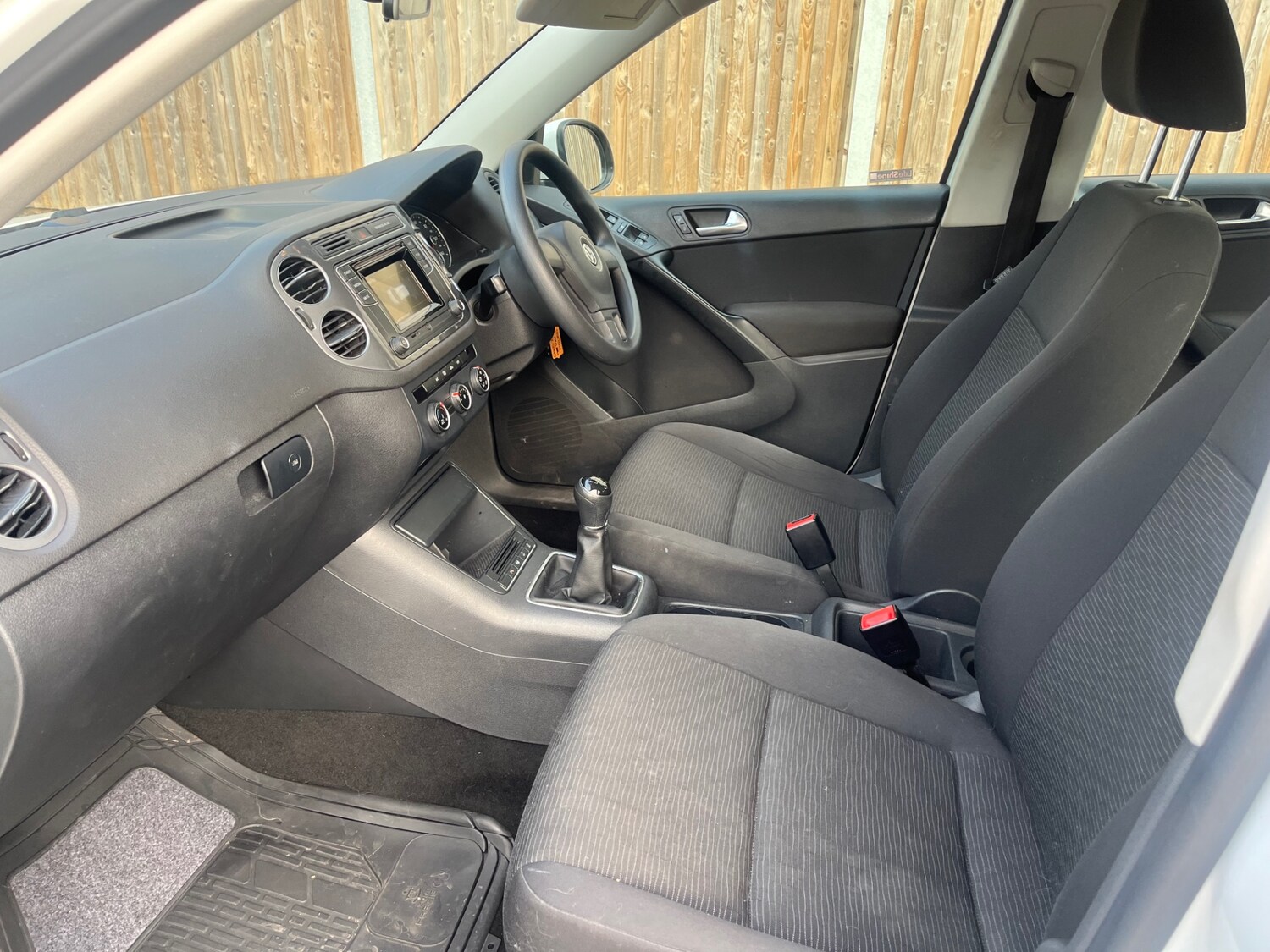 Used Volkswagen Tiguan 2015 for sale - 77495029: Photo 9