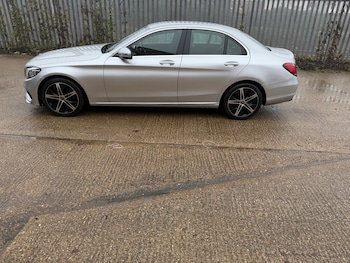 Used Mercedes-Benz C Class 2019 for sale - 76591317: Photo