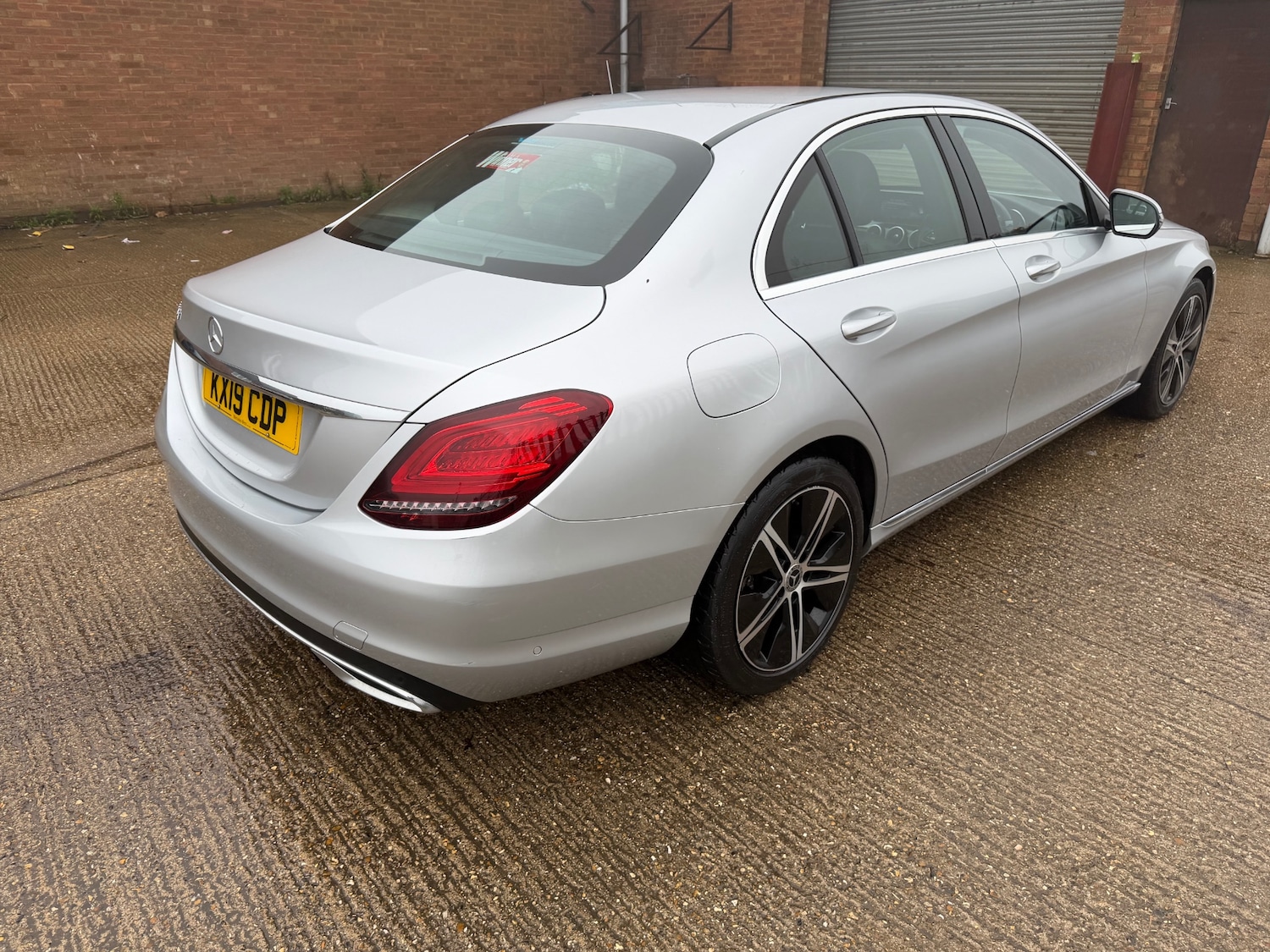 Used Mercedes-Benz C Class 2019 for sale - 76591317: Photo 9