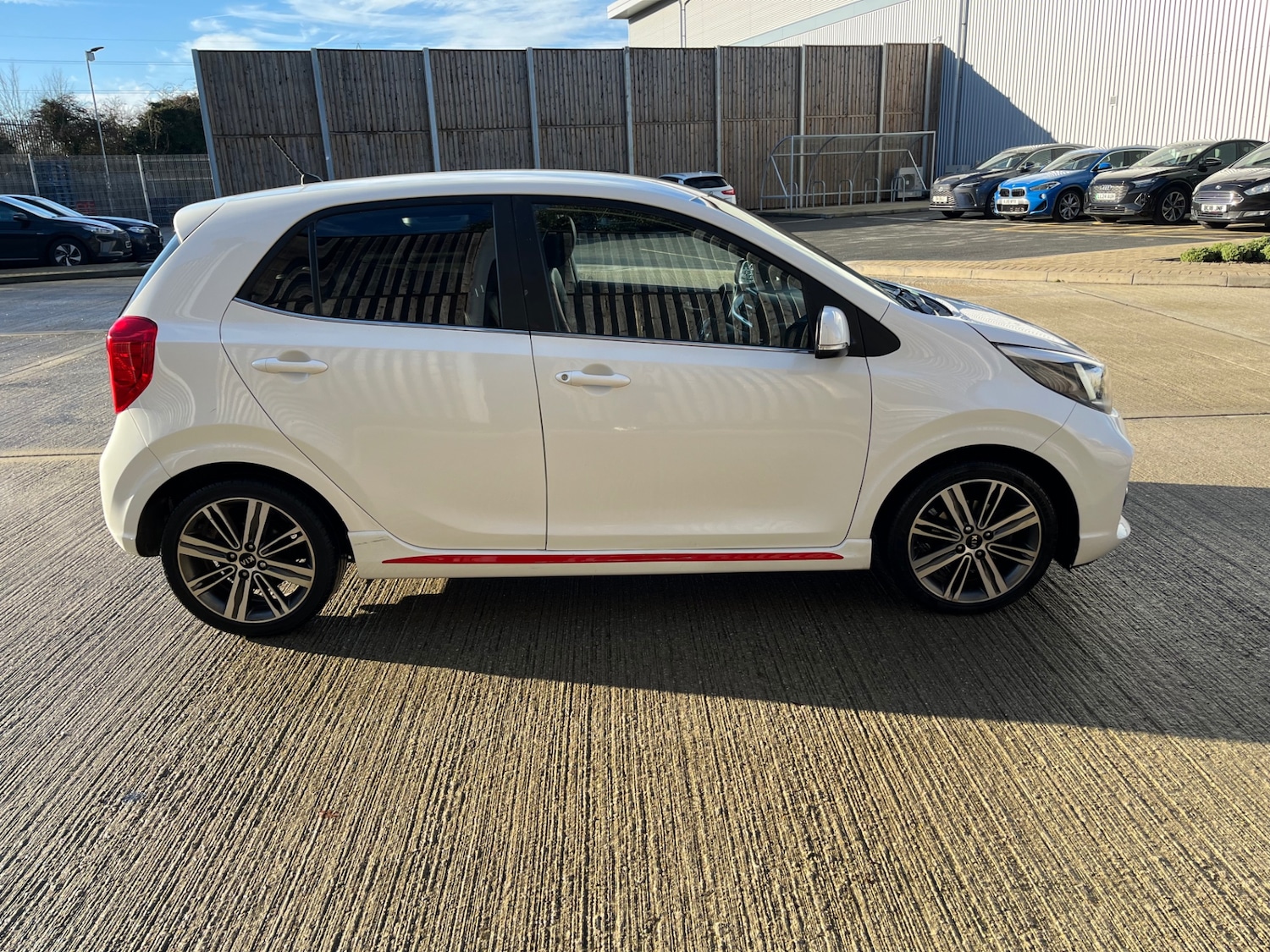 Used Kia Picanto 2018 for sale - 77210061: Photo 6