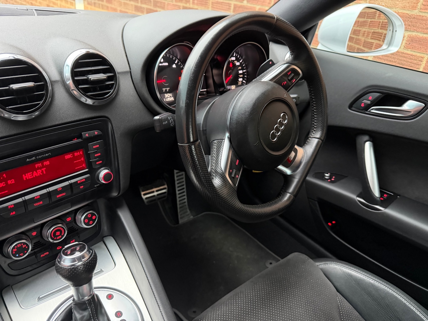 Used Audi TT 2012 for sale - 76968262: Photo 15