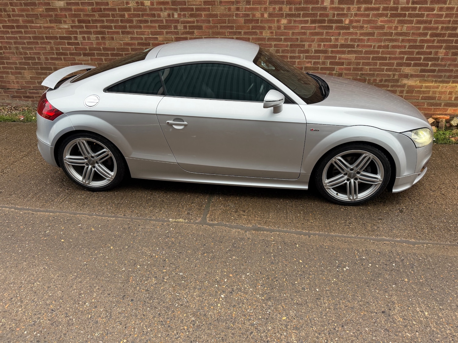 Used Audi TT 2012 for sale - 76968262: Photo 6