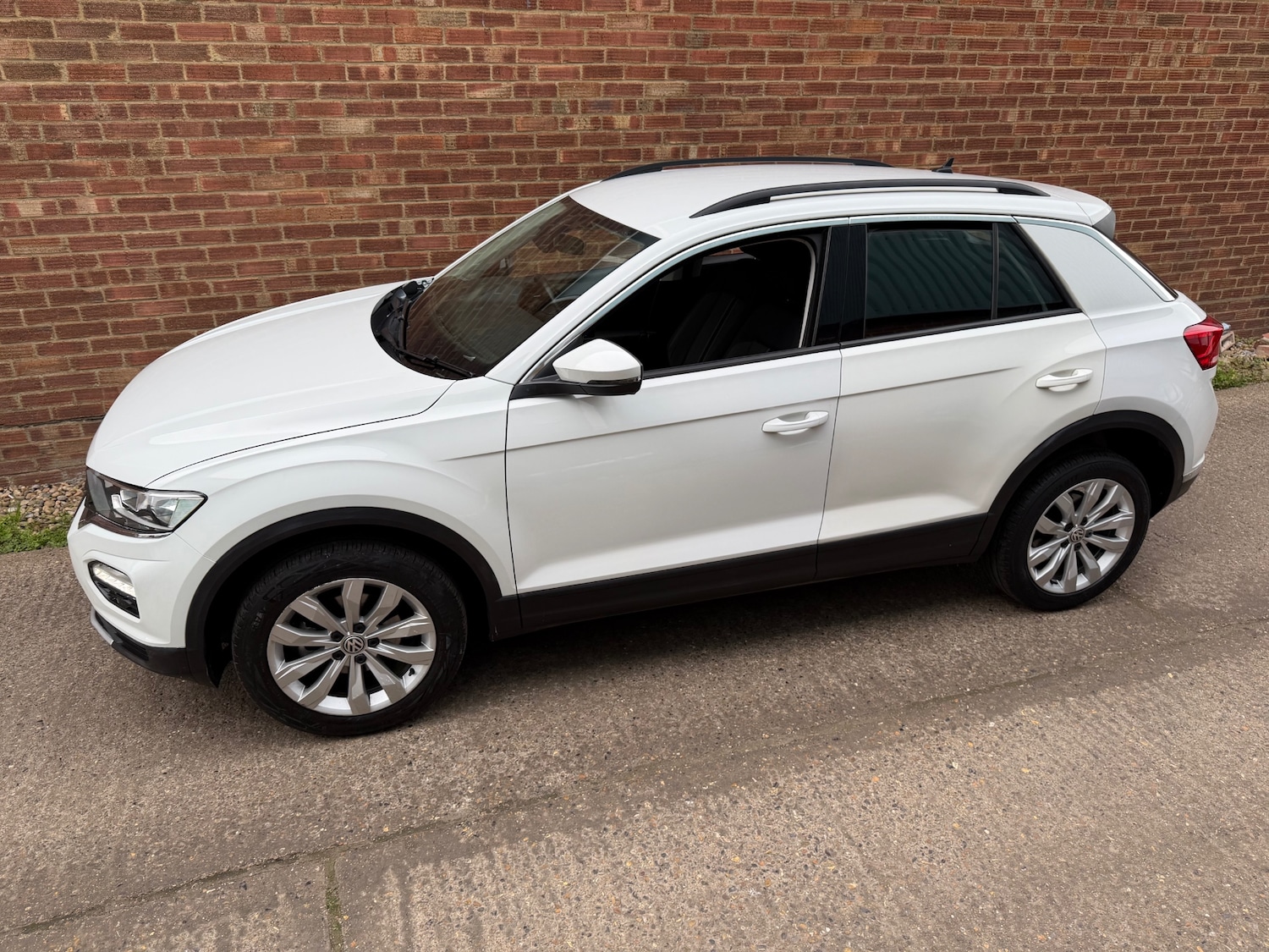Used Volkswagen T-Roc 2020 for sale - 76123830: Photo 16