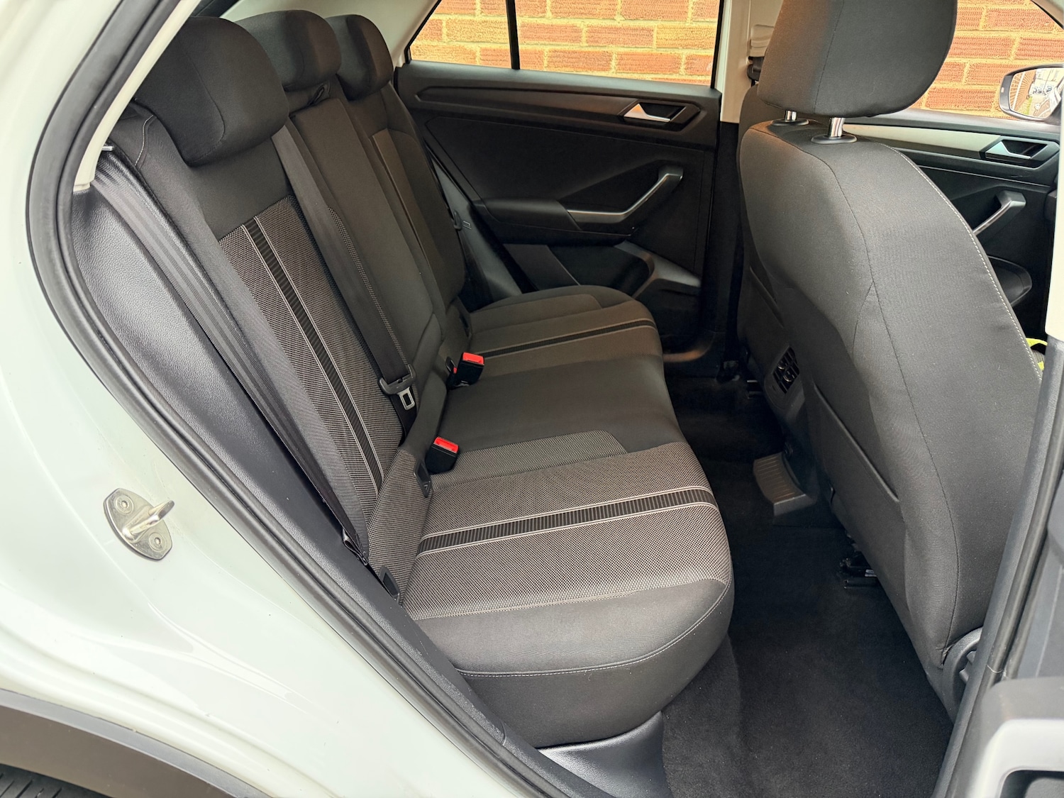 Used Volkswagen T-Roc 2020 for sale - 76123830: Photo 7