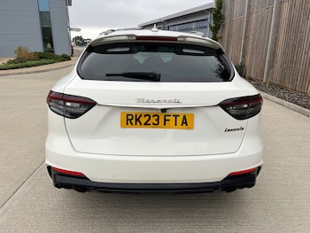 Used Maserati Levante 2023 for sale - 76022614: Photo