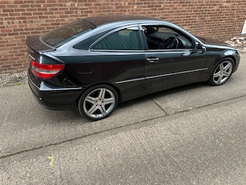 Used Mercedes-Benz CLC 2011 for sale - 75466428: Photo