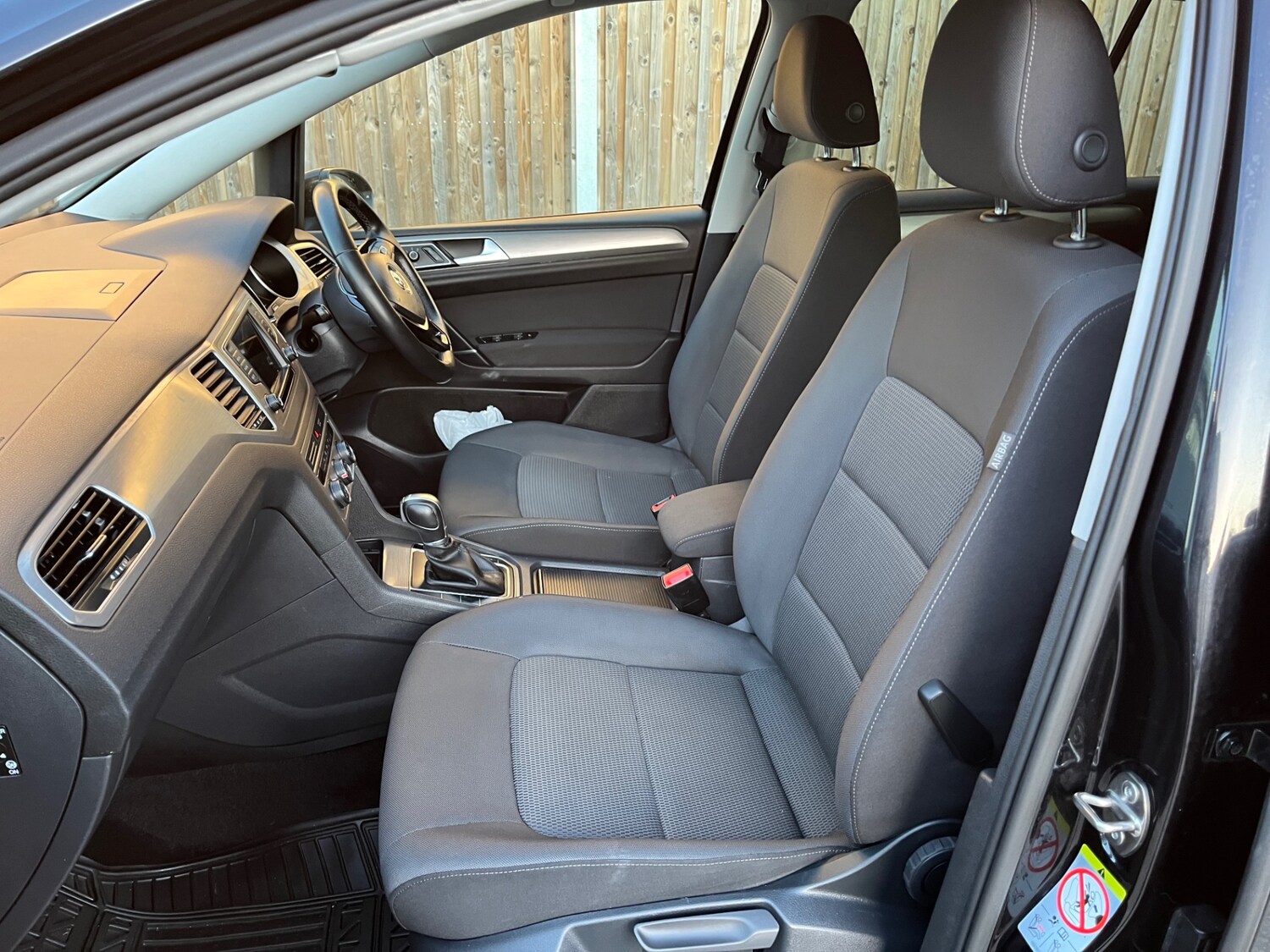 Used Volkswagen Golf SV 2017 for sale - 77718540: Photo 13