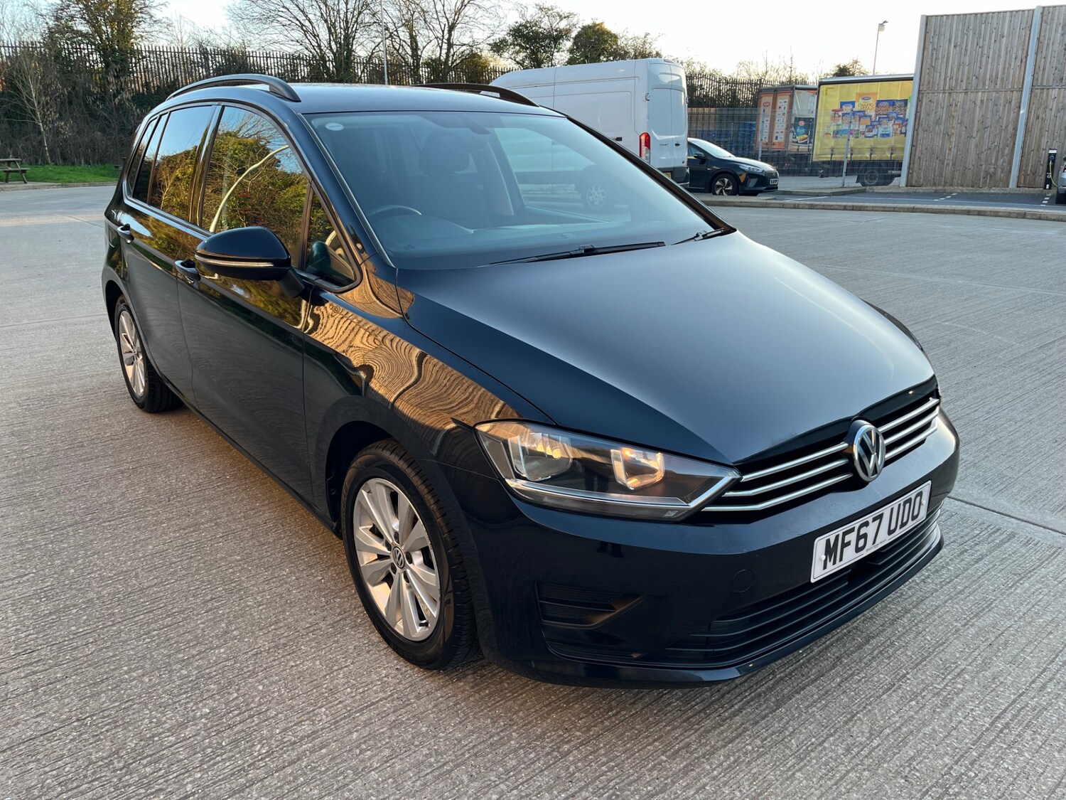 Used Volkswagen Golf SV 2017 for sale - 77718540: Photo 7