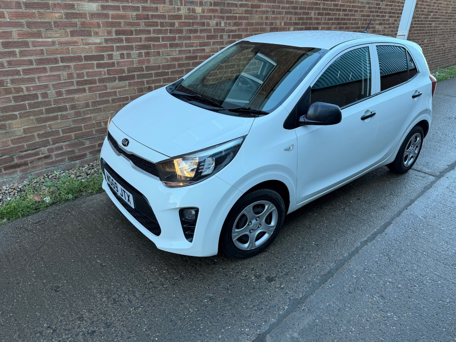 Used Kia Picanto 2019 for sale - 76805010: Photo 1