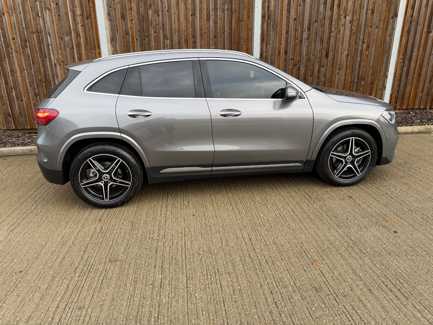 Used Mercedes-Benz GLA 2025 for sale - 76911316: Photo 2