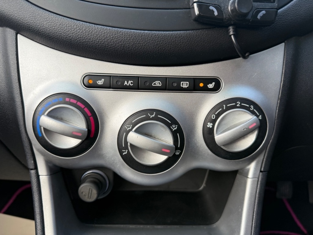 Used Hyundai i10 2009 for sale - 76895923: Photo 14